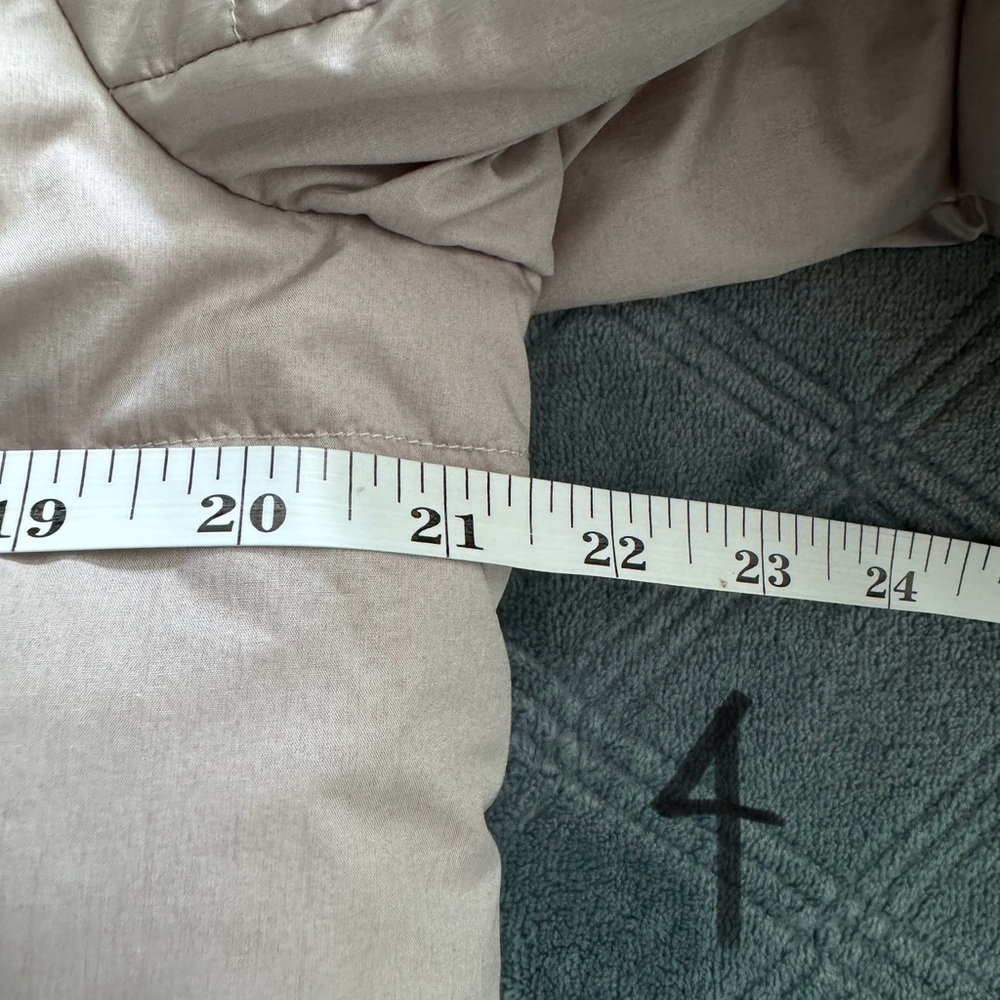 NWOT Lululemon Wunder Puff Jacket Heathered Natural Ivory - Picture 11 of 13